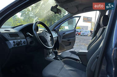 Універсал Opel Astra 2006 в 
