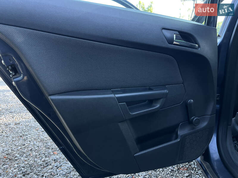 Универсал Opel Astra 2006 в Харькове