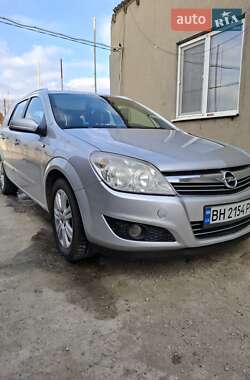 Универсал Opel Astra 2009 в 