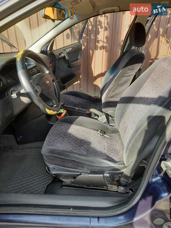 Универсал Opel Astra 2001 в Вышгороде