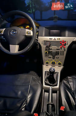 Універсал Opel Astra 2007 в 