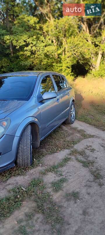 Хетчбек Opel Astra 2006 в Валках фото 12 Хетчбек Opel Astra 2006 в Валках