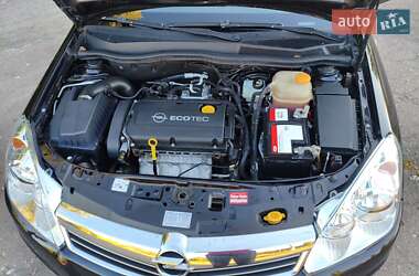 Универсал Opel Astra 2009 в 