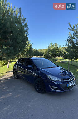 Хэтчбек Opel Astra 2013 в Перемышлянах