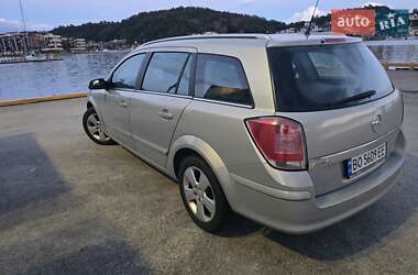 Универсал Opel Astra 2004 в 