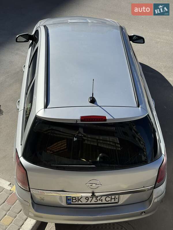Opel Astra 2008