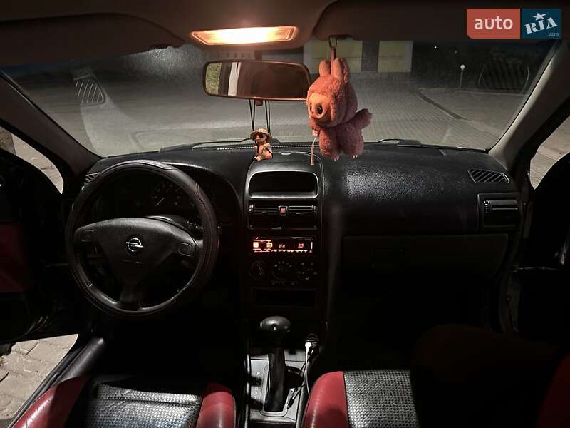Хетчбек Opel Astra 2004 в Козятині