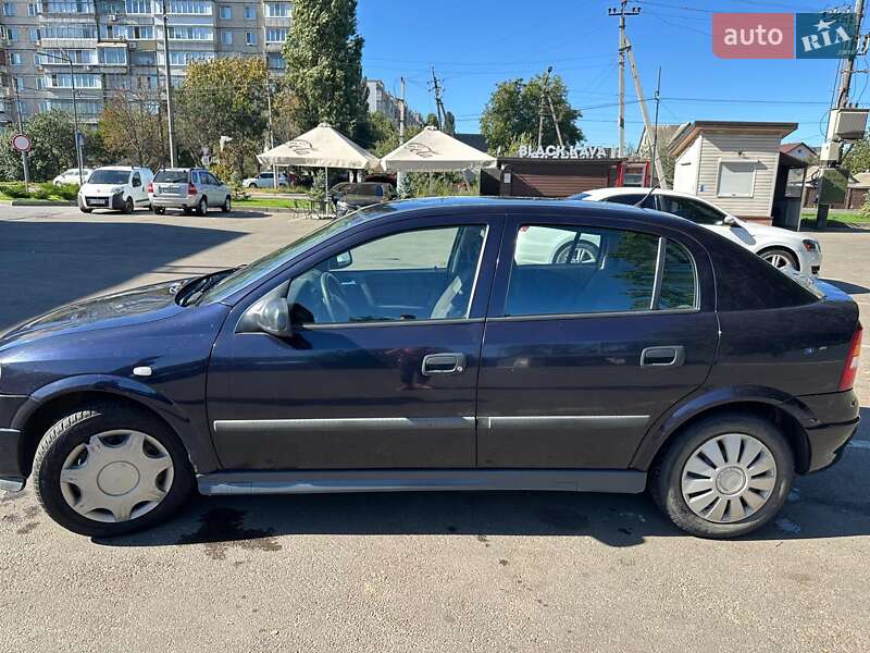 Хэтчбек Opel Astra 2003 в Броварах