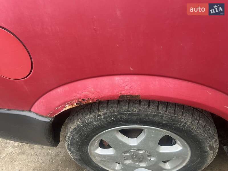 Универсал Opel Astra 2001 в Хусте