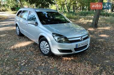 Універсал Opel Astra 2005 в 