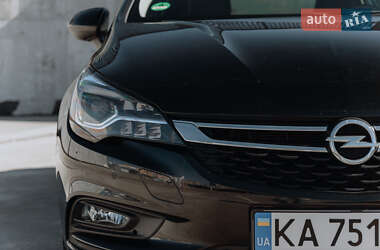 Универсал Opel Astra 2018 в 