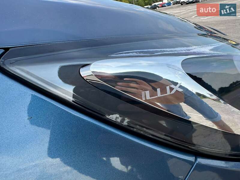 Универсал Opel Astra 2016 в Ужгороде