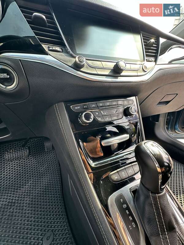 Универсал Opel Astra 2016 в Ужгороде