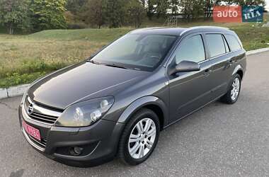 Универсал Opel Astra 2009 в Харькове