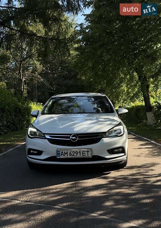 Универсал Opel Astra 2017 в Звягеле
