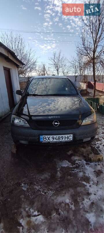 Седан Opel Astra 2006 в Чемеровцах