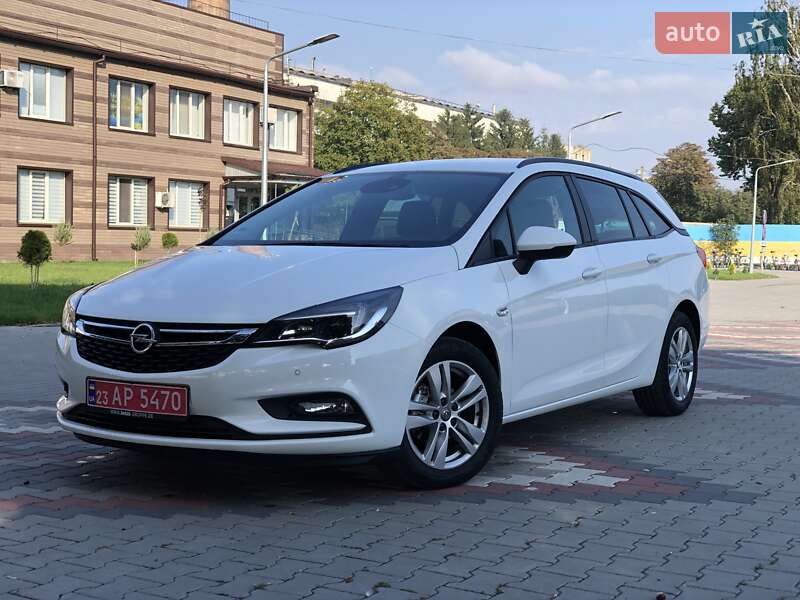 Универсал Opel Astra 2019 в Теофиполе