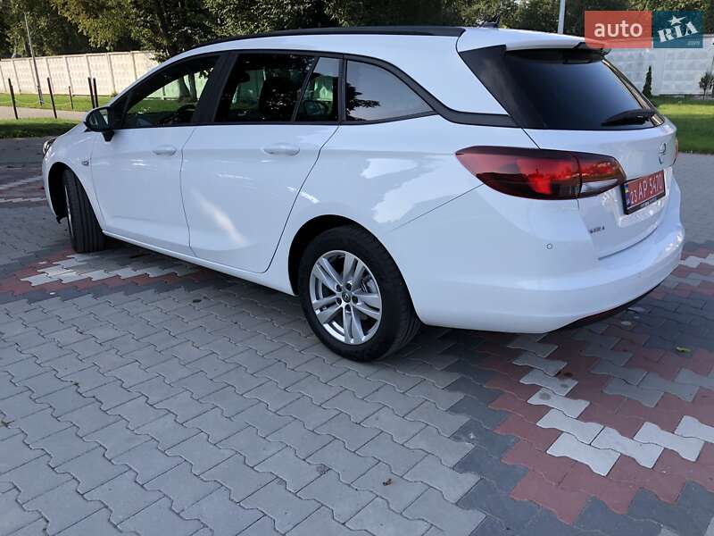 Универсал Opel Astra 2019 в Теофиполе