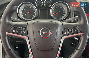 Универсал Opel Astra 2015 в 