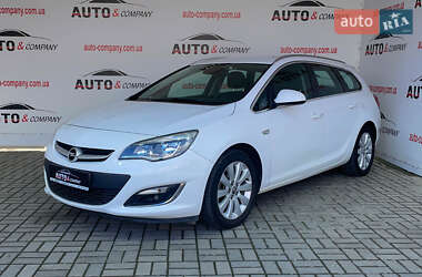 Универсал Opel Astra 2015 в Львове