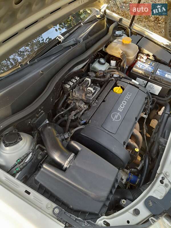 Хэтчбек Opel Astra 2007 в Вознесенске