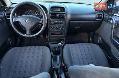 Седан Opel Astra 2002 в 