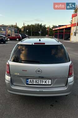 Универсал Opel Astra 2005 в 