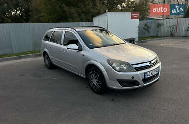 Универсал Opel Astra 2005 в 