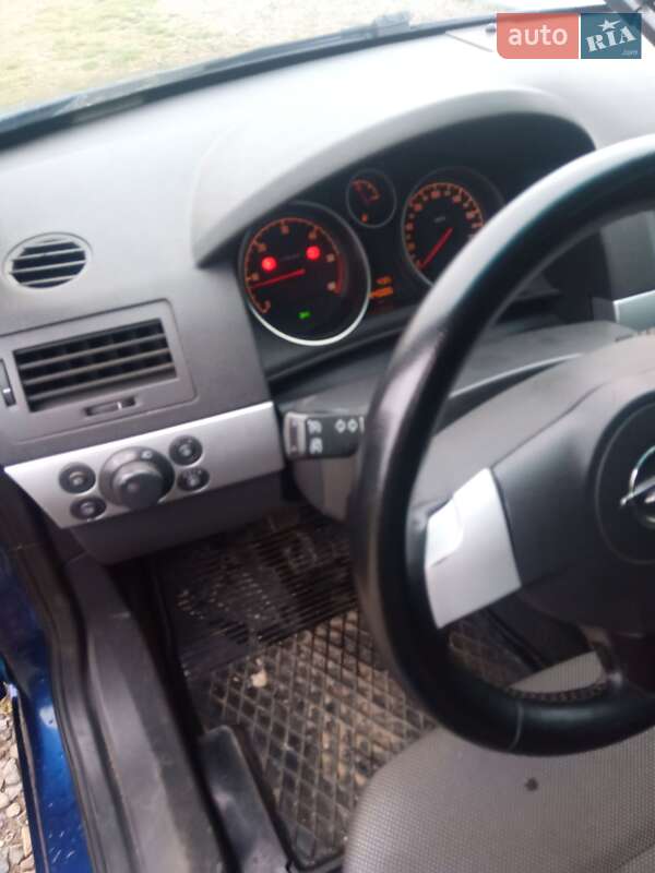 Універсал Opel Astra 2009 в Івано-Франківську фото 4 Універсал Opel Astra 2009 в Івано-Франківську