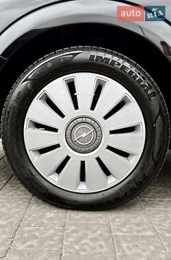 Универсал Opel Astra 2007 в 