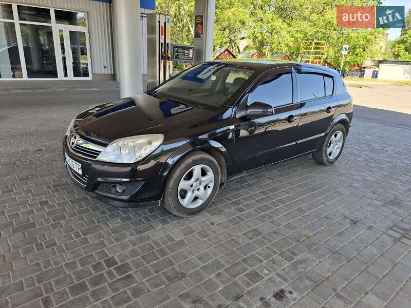 Хэтчбек Opel Astra 2008 в Николаеве