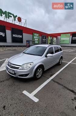 Універсал Opel Astra 2008 в Рівному