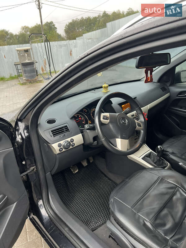 Универсал Opel Astra 2007 в Коломые