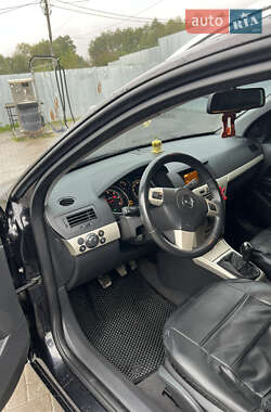 Універсал Opel Astra 2007 в 