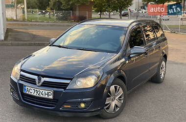 Універсал Opel Astra 2006 в Луцьку