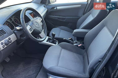 Универсал Opel Astra 2007 в 