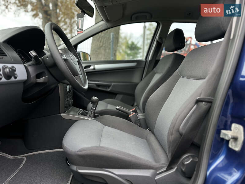 Універсал Opel Astra 2006 в Вінниці