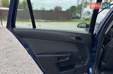 Универсал Opel Astra 2006 в 