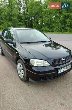 Хэтчбек Opel Astra 2005 в Ивано-Франковске
