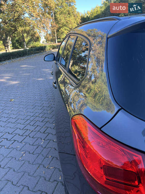 Універсал Opel Astra 2012 в Миргороді