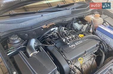 Хэтчбек Opel Astra 2009 в Обухове