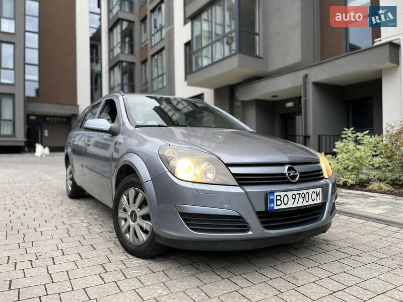Универсал Opel Astra 2004 в Львове