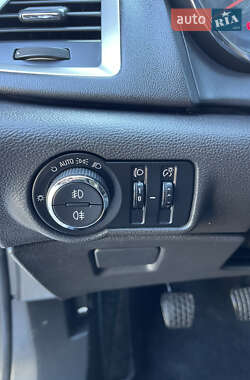 Универсал Opel Astra 2012 в 