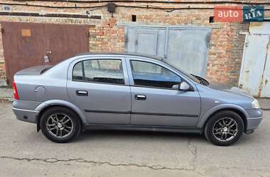 Седан Opel Astra 2008 в 