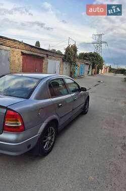 Седан Opel Astra 2008 в 