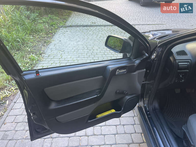 Седан Opel Astra 2007 в Львові фото 9 Седан Opel Astra 2007 в Львові