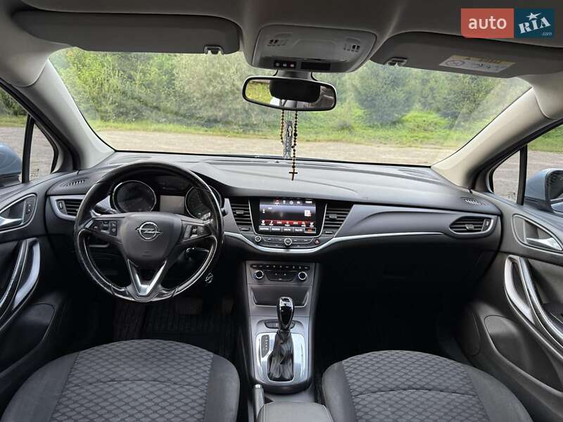 Универсал Opel Astra 2016 в Львове