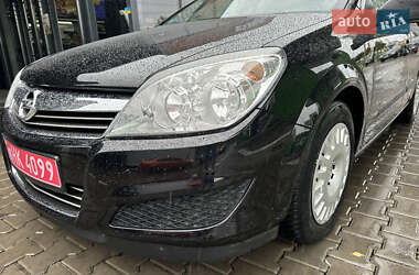 Хэтчбек Opel Astra 2009 в 