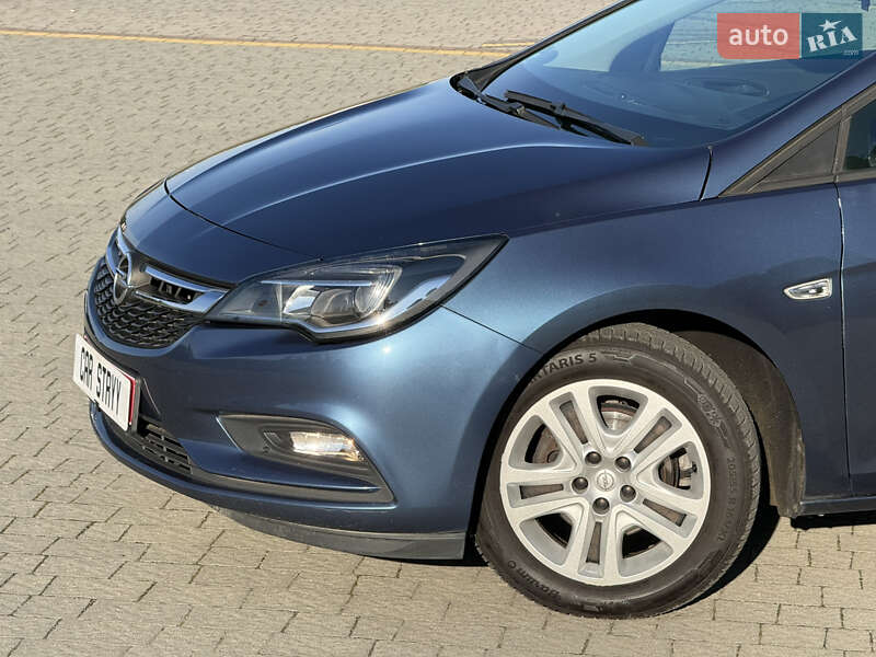 Универсал Opel Astra 2017 в Стрые