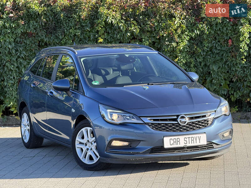 Универсал Opel Astra 2017 в Стрые